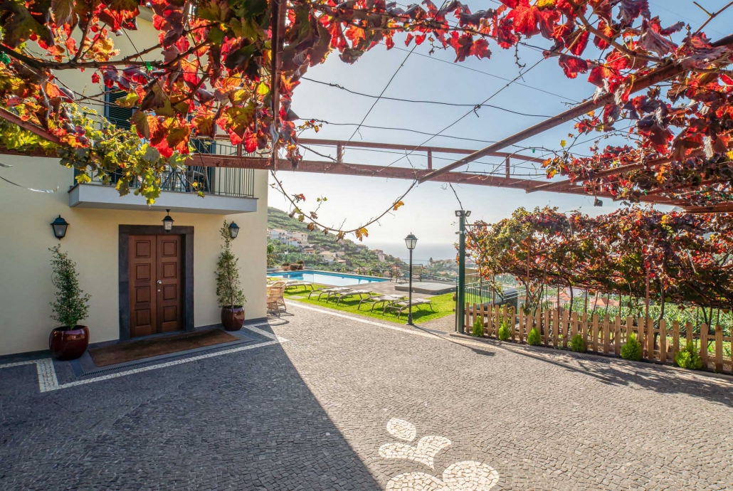 Wine Region in Madeira at Quinta da Saraiva